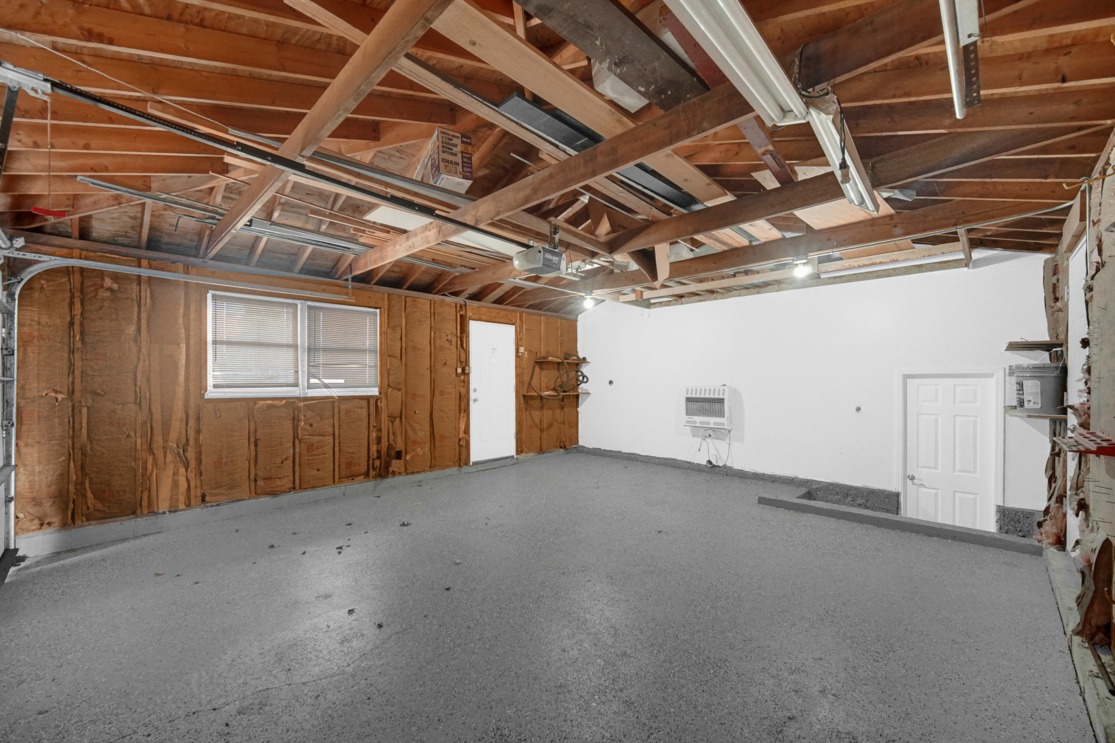 16779 92nd Avenue, Orland Hills, IL 60487