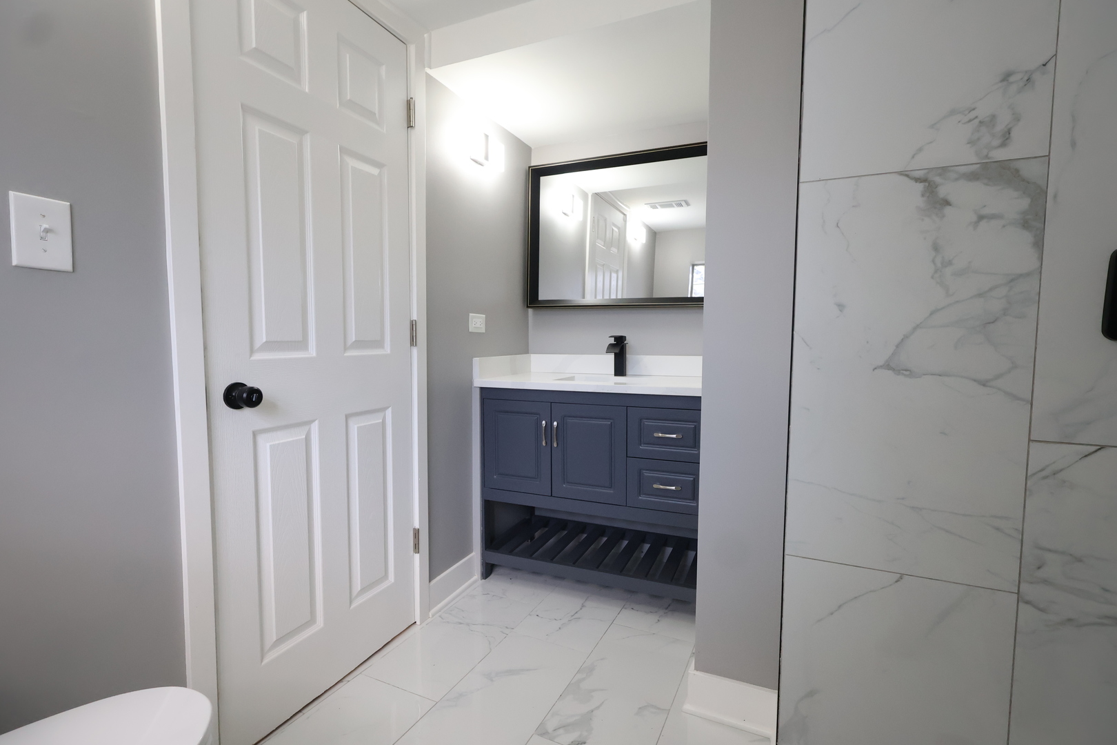 15742 E End Avenue, Dolton, IL 60419