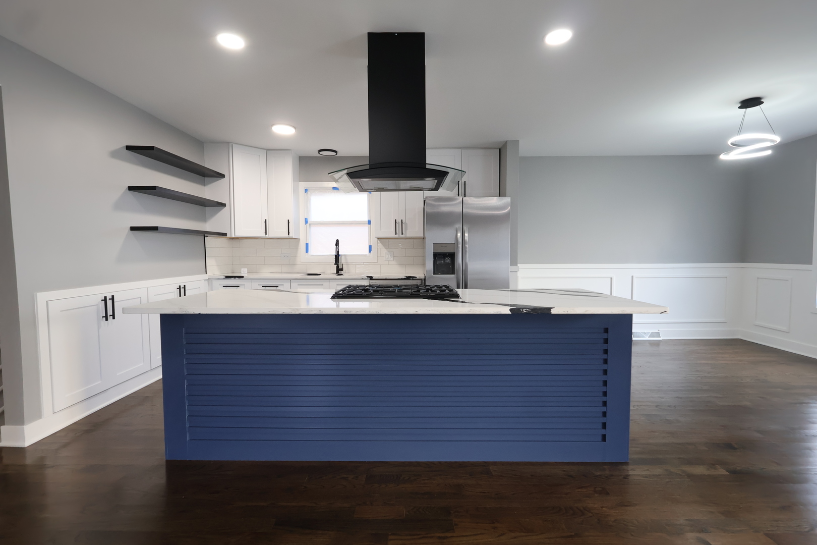 15742 E End Avenue, Dolton, IL 60419