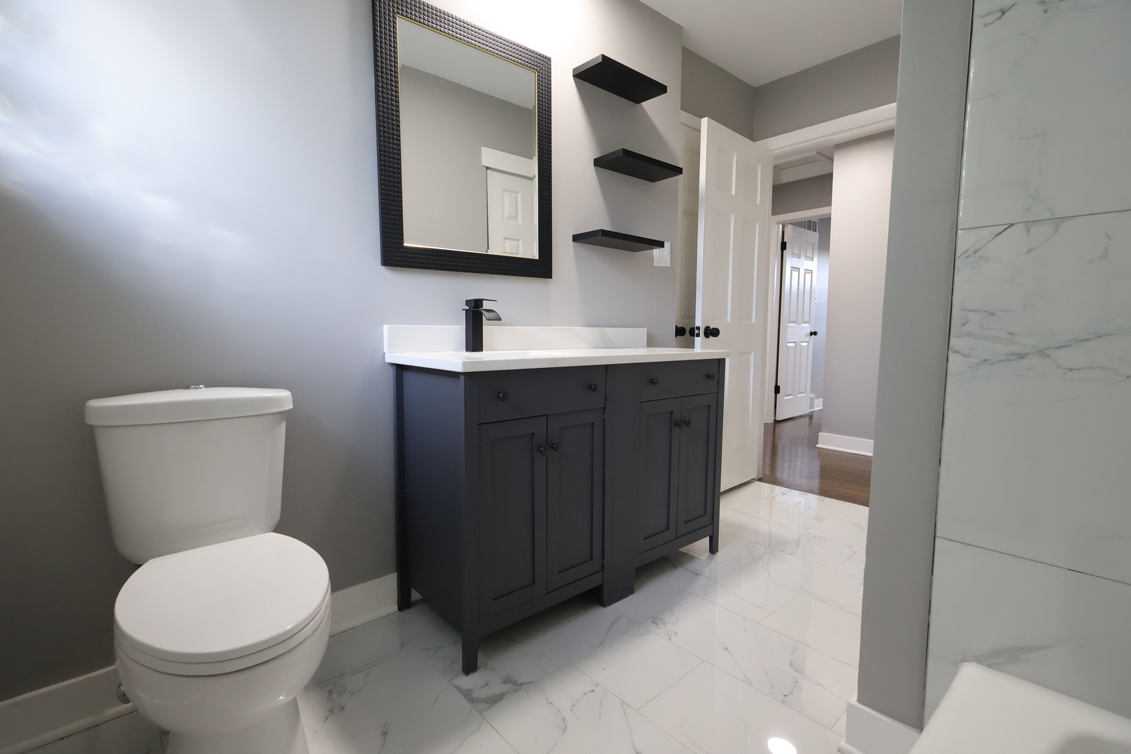 15742 E End Avenue, Dolton, IL 60419