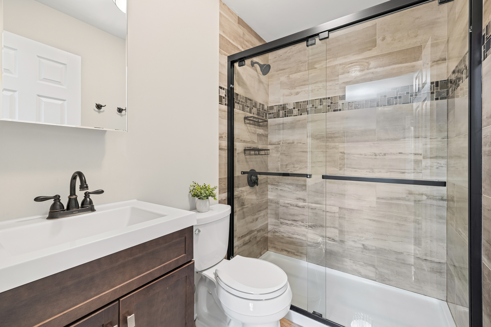 17914 W Twin Lakes Boulevard, Grayslake, IL 60030