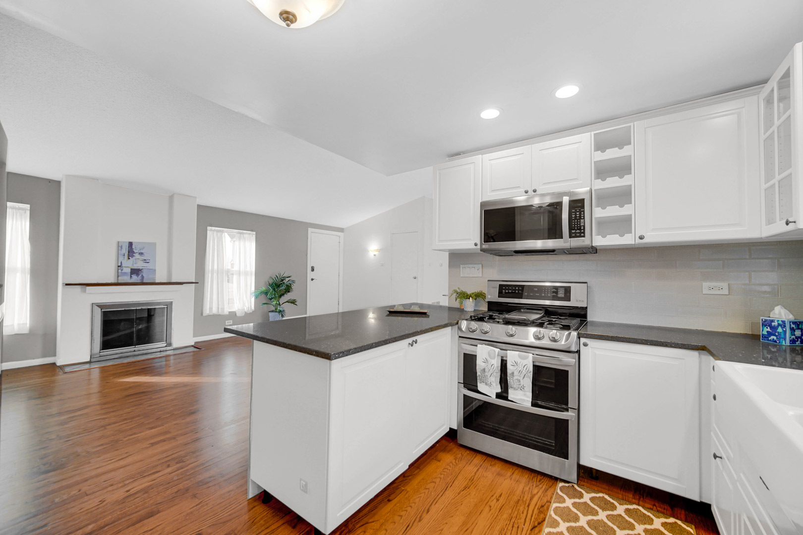 5763 Edison Circle, Hanover Park, IL 60133