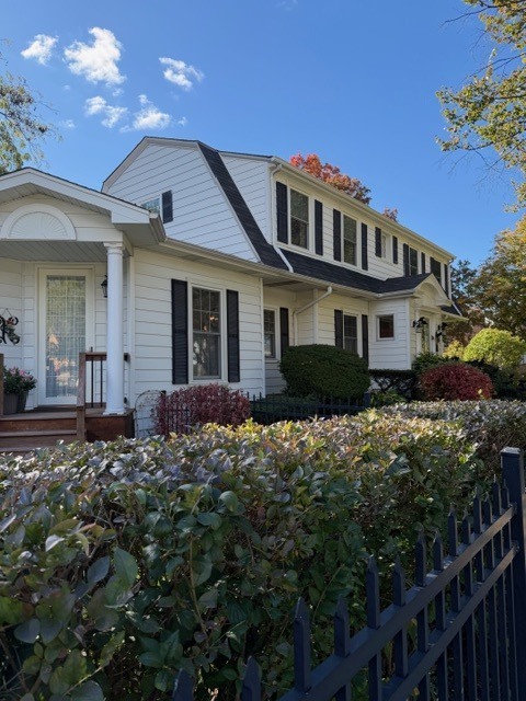 435 Elmore Street, Park Ridge, IL 60068