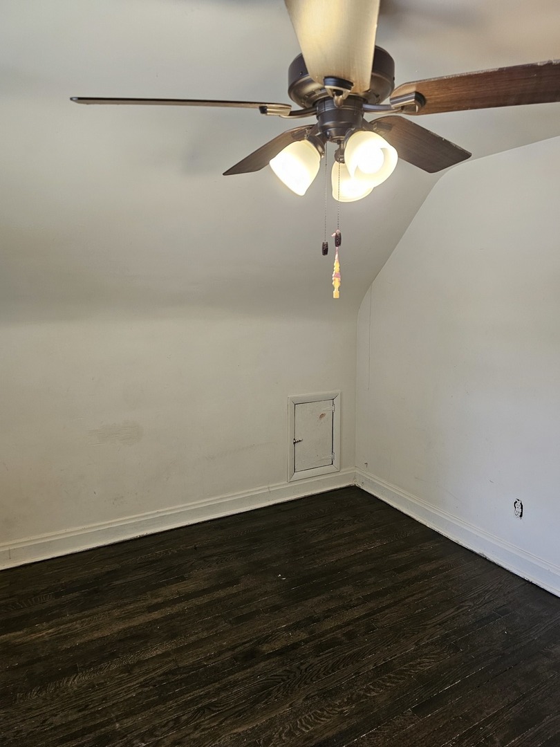 15354 5th Avenue, Phoenix, IL 60426