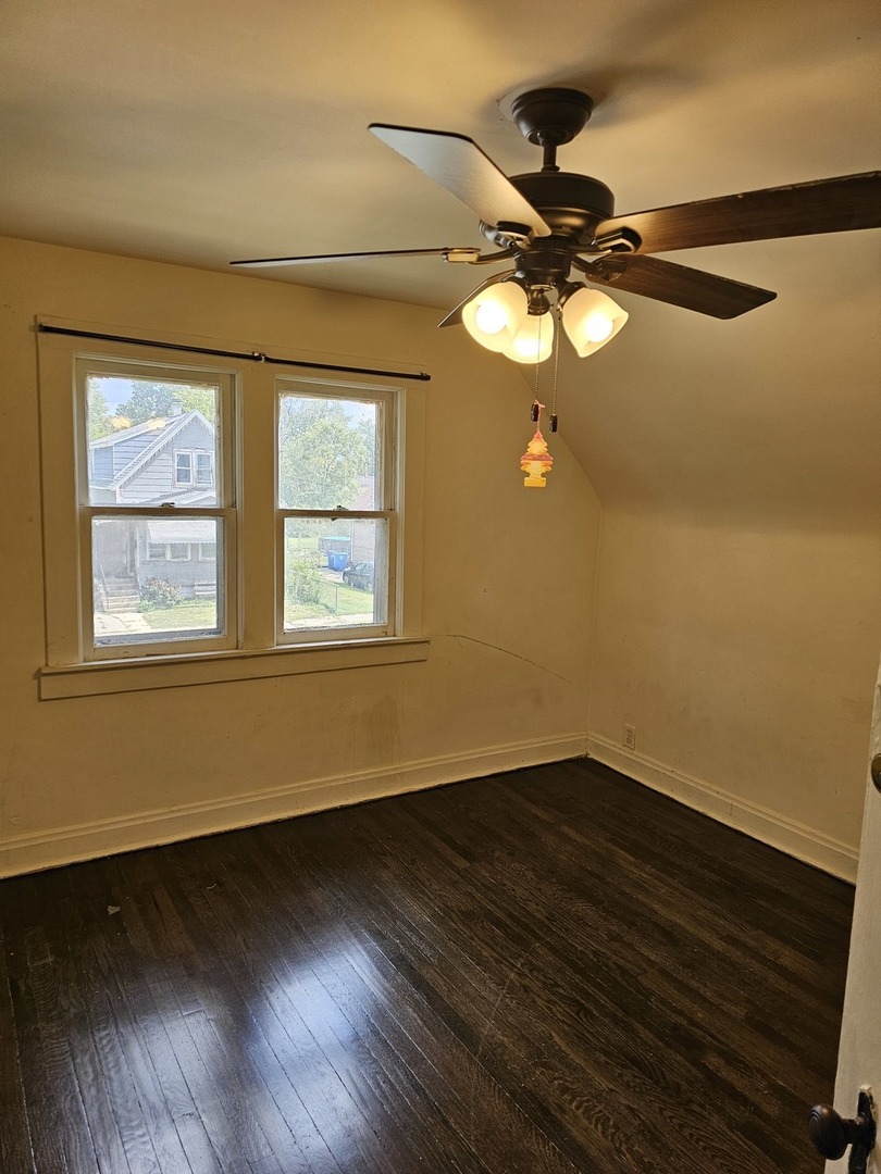 15354 5th Avenue, Phoenix, IL 60426