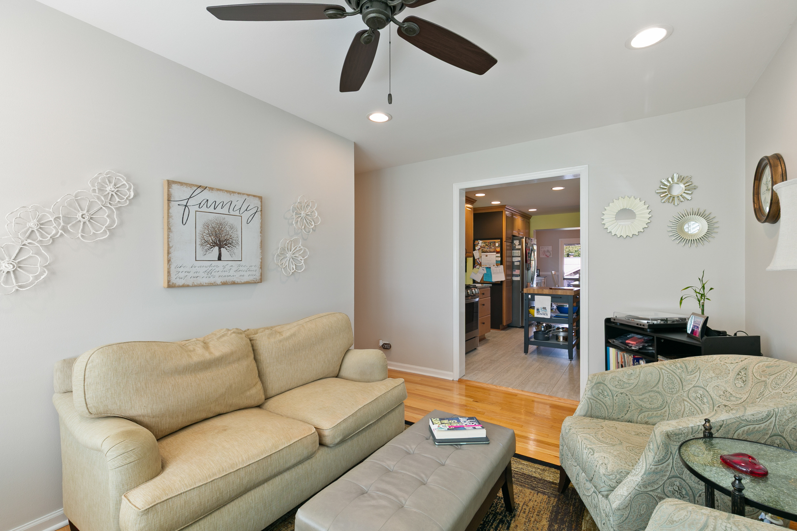 12243 S 76th Avenue, Palos Heights, IL 60463