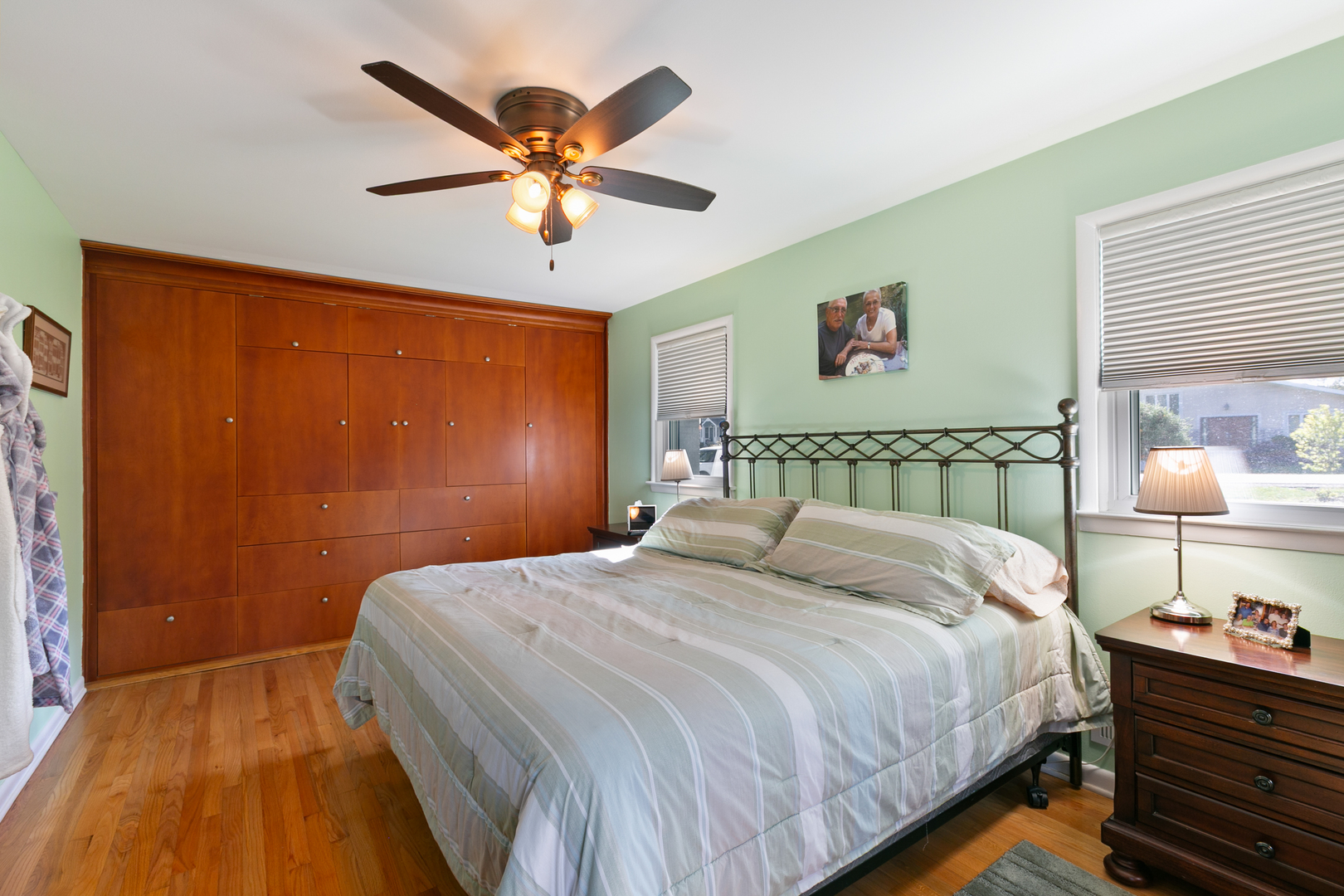 12243 S 76th Avenue, Palos Heights, IL 60463