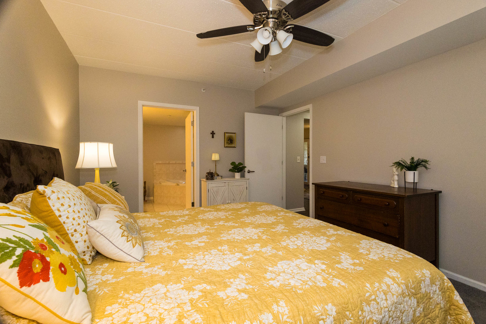 7755 BRISTOL PARK Drive #1NE, Tinley Park, IL 60477