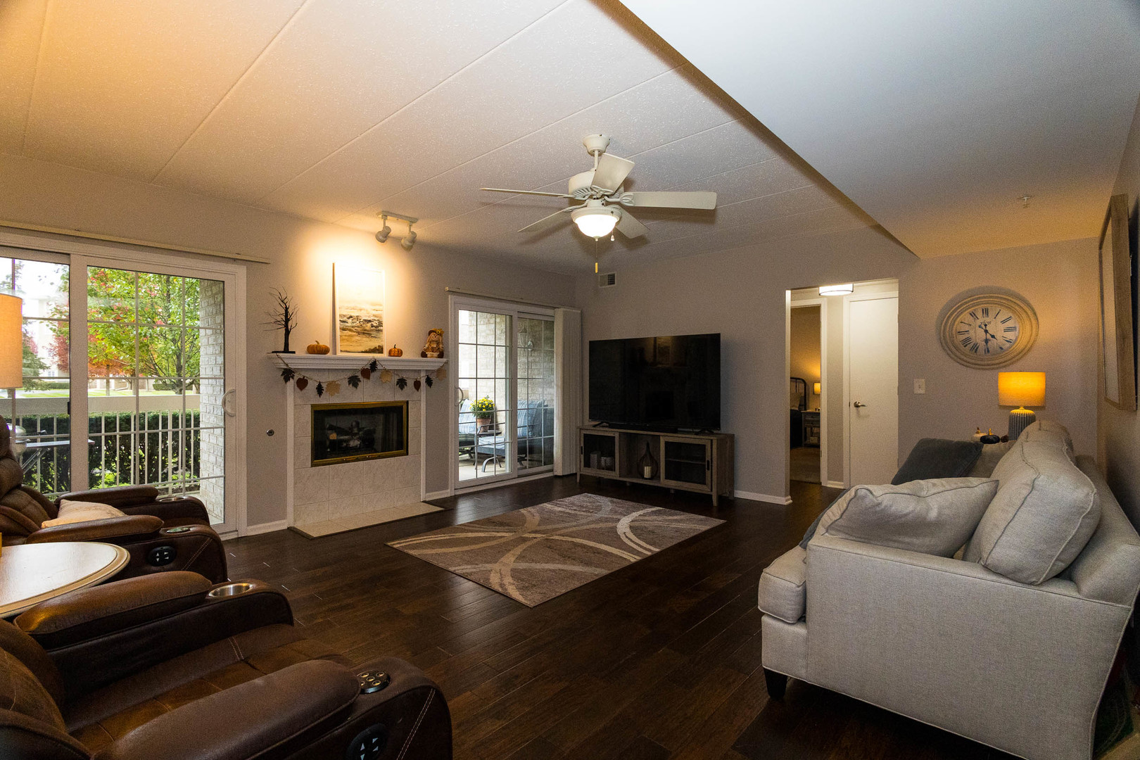 7755 BRISTOL PARK Drive #1NE, Tinley Park, IL 60477