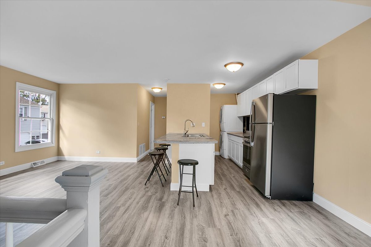 488 Darlene Lane #D, Glendale Heights, IL 60139