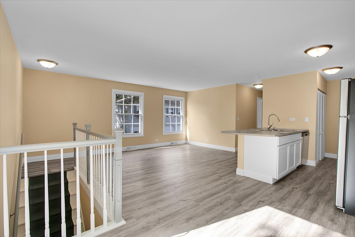 488 Darlene Lane #D, Glendale Heights, IL 60139