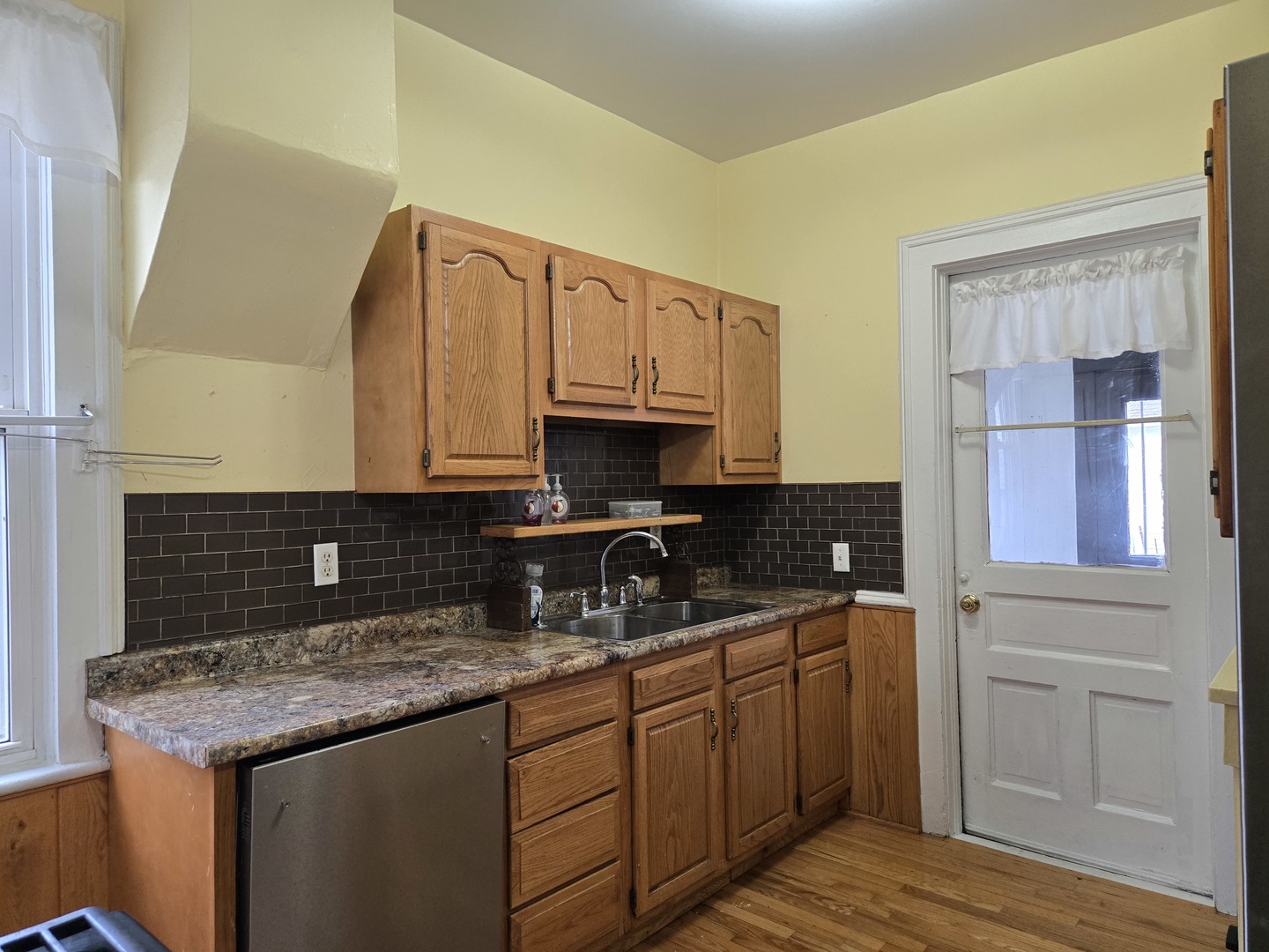 514 Washington Street, Woodstock, IL 60098