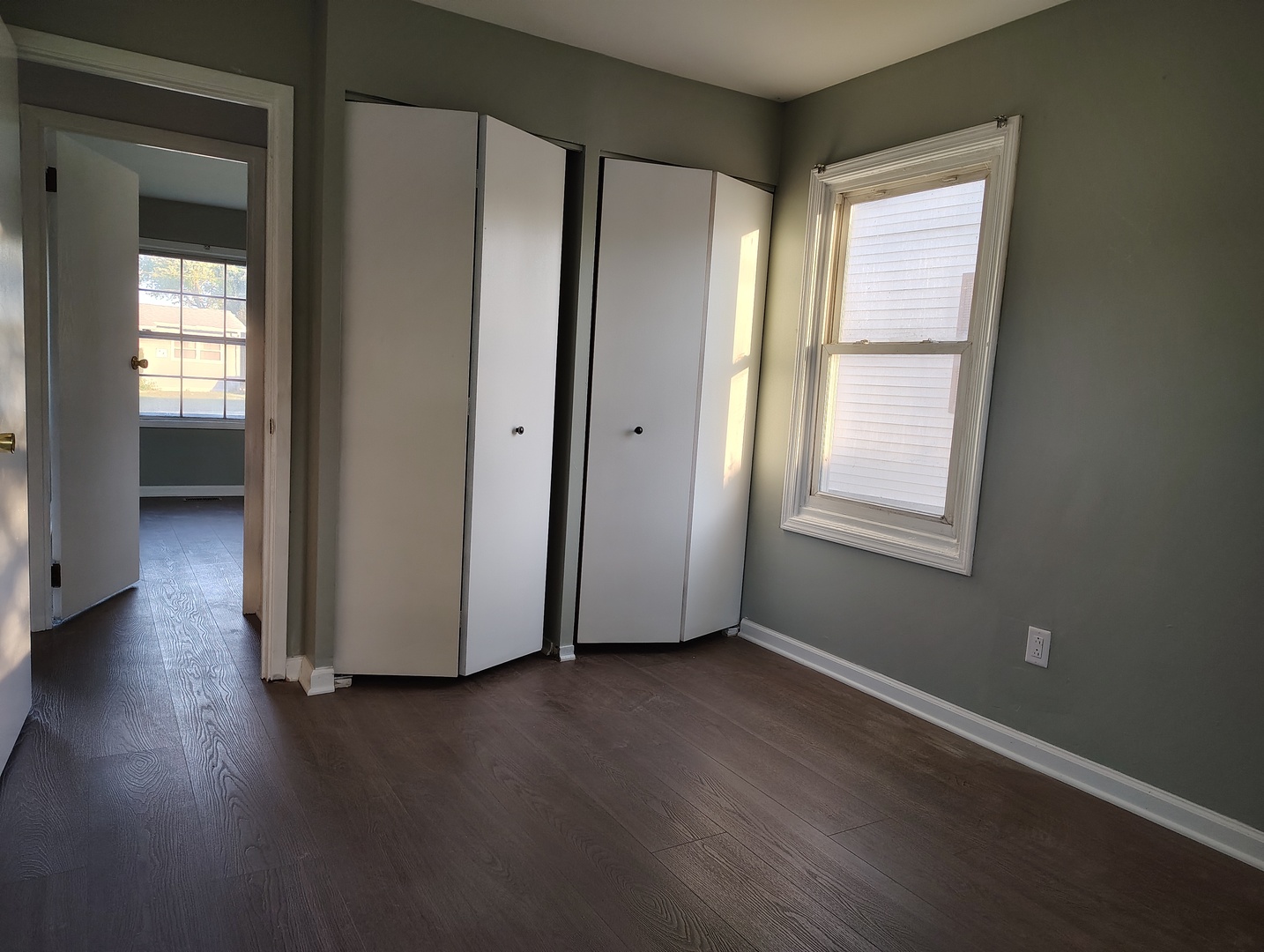 434 Kenyon Avenue, Romeoville, IL 60446