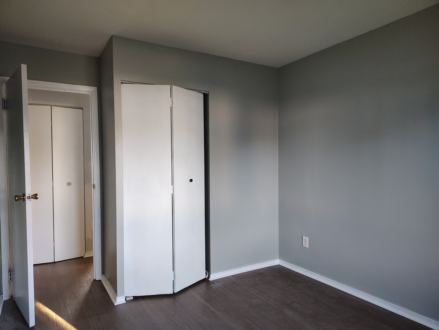 434 Kenyon Avenue, Romeoville, IL 60446