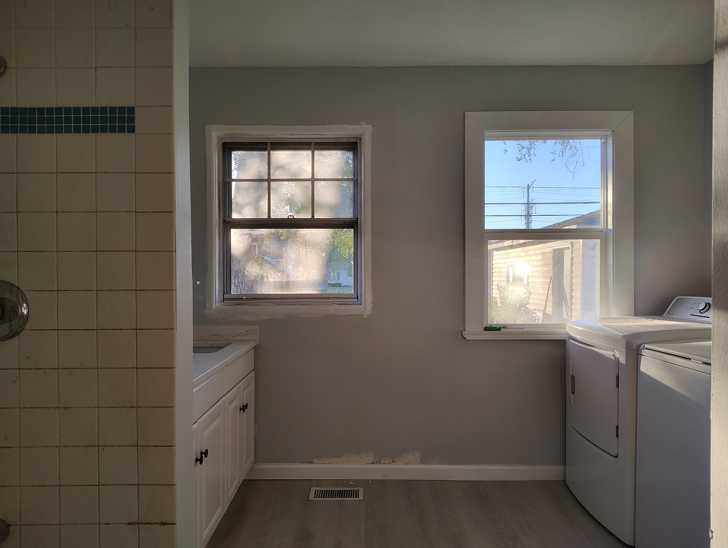 434 Kenyon Avenue, Romeoville, IL 60446