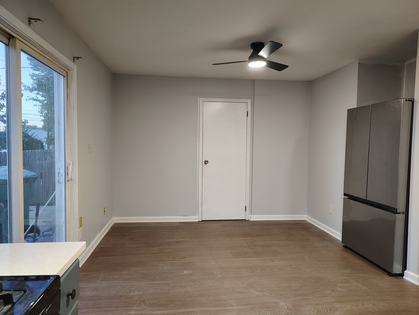 434 Kenyon Avenue, Romeoville, IL 60446