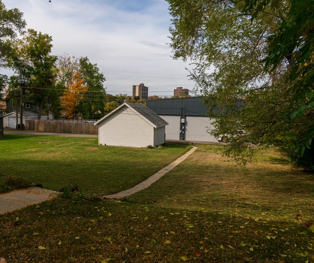 614 N 1st Street, Rockford, IL 61107