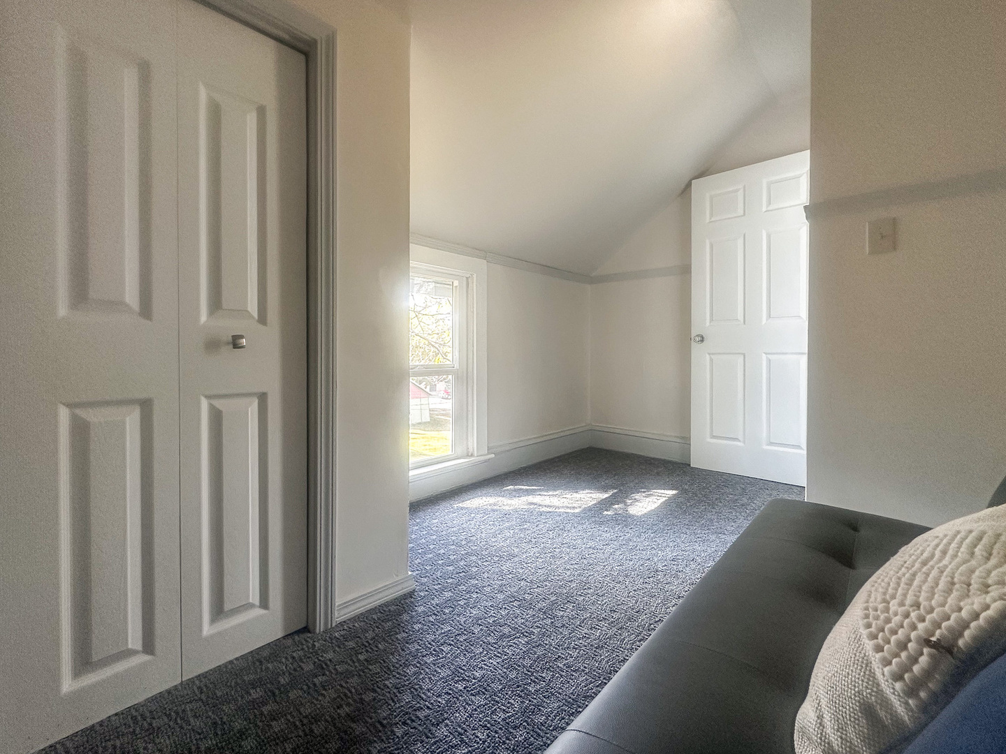 614 N 1st Street, Rockford, IL 61107