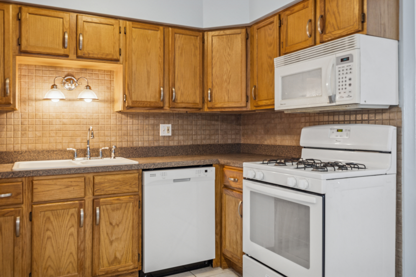 17220 71st Avenue #11, Tinley Park, IL 60477