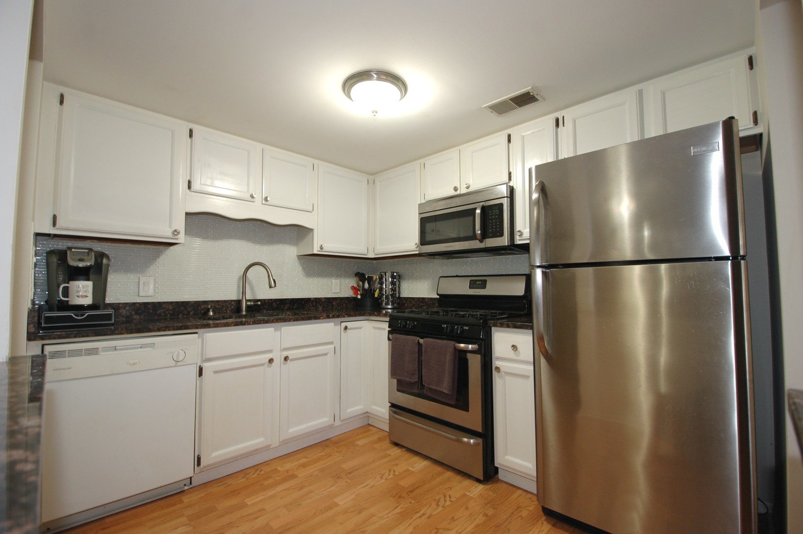 104 N Pine Avenue #302, Arlington Heights, IL 60004