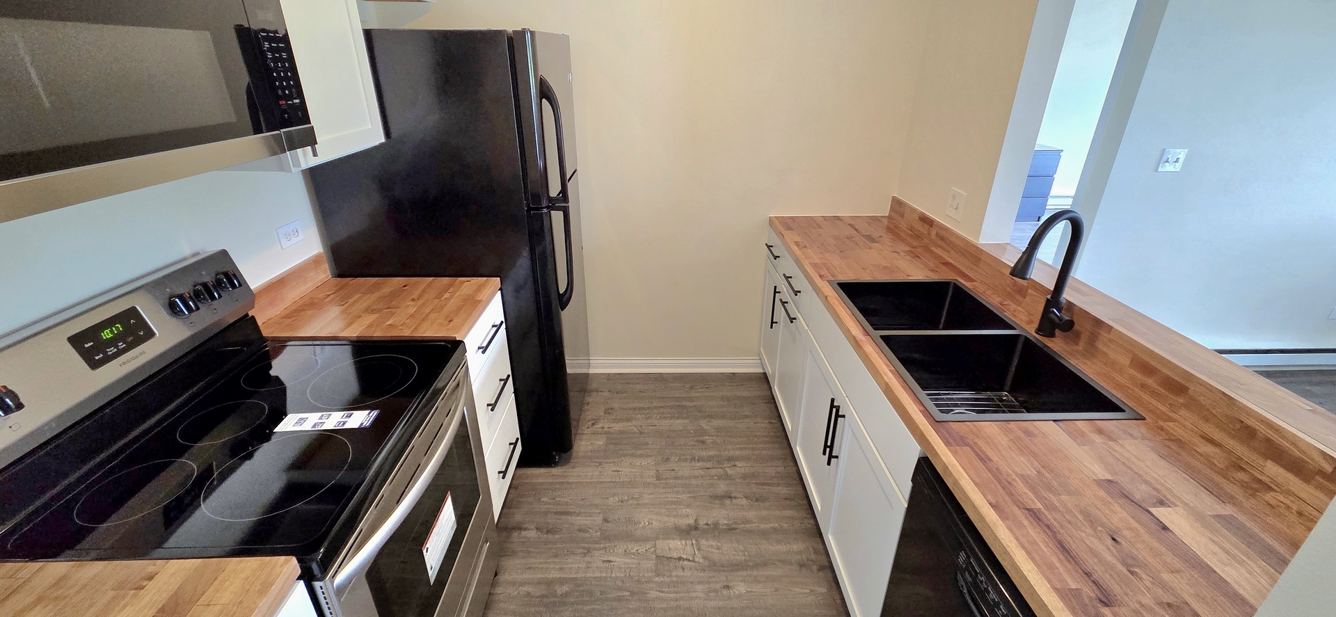 1313 Cunat Court #3F, Lake In The Hills, IL 60156