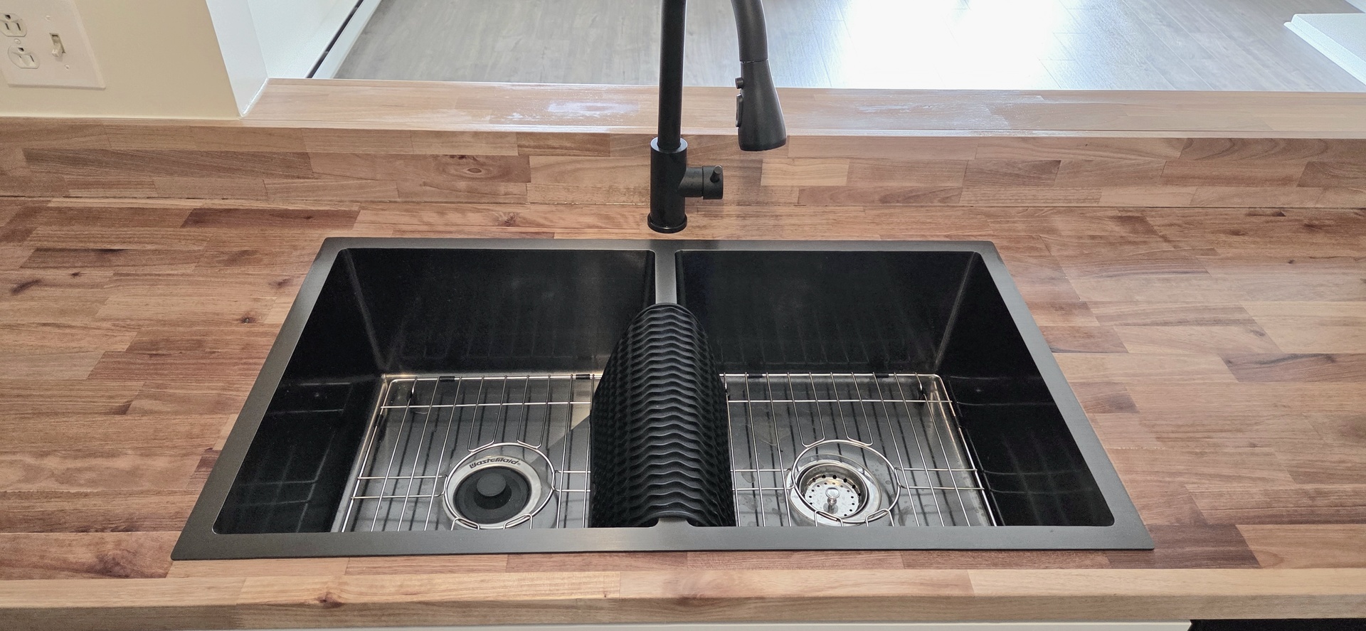 1313 Cunat Court #3F, Lake In The Hills, IL 60156