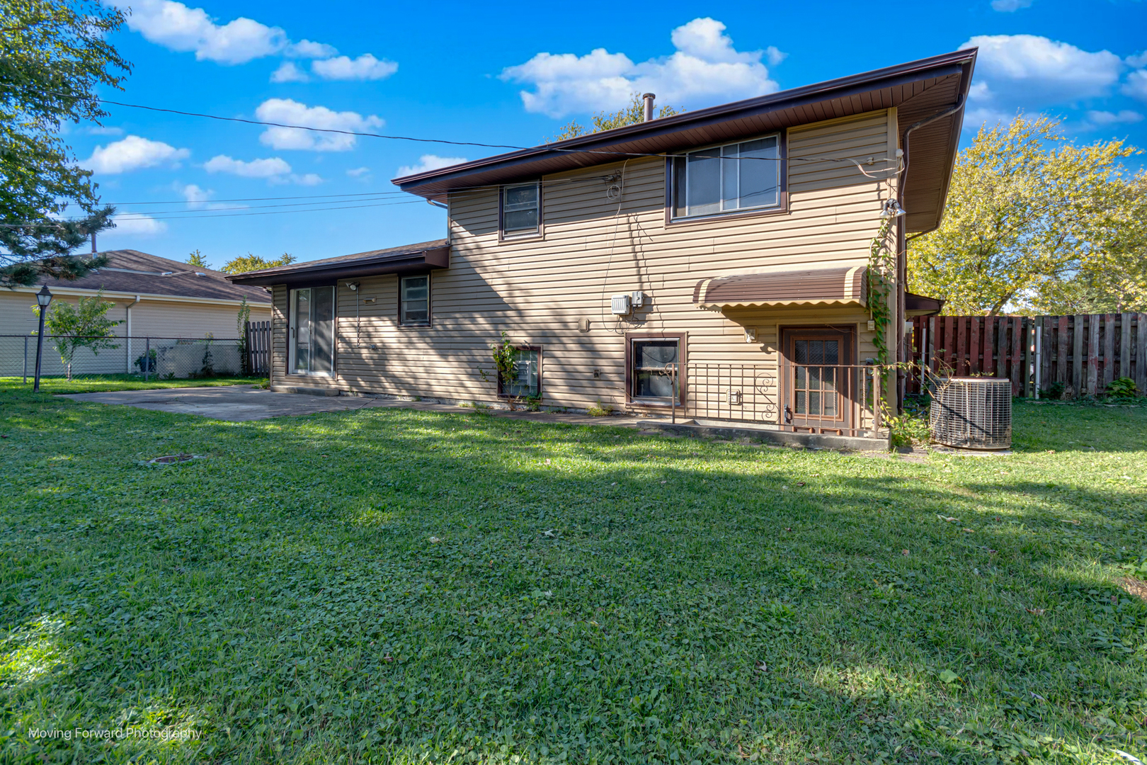 16815 Wausau Avenue, South Holland, IL 60473