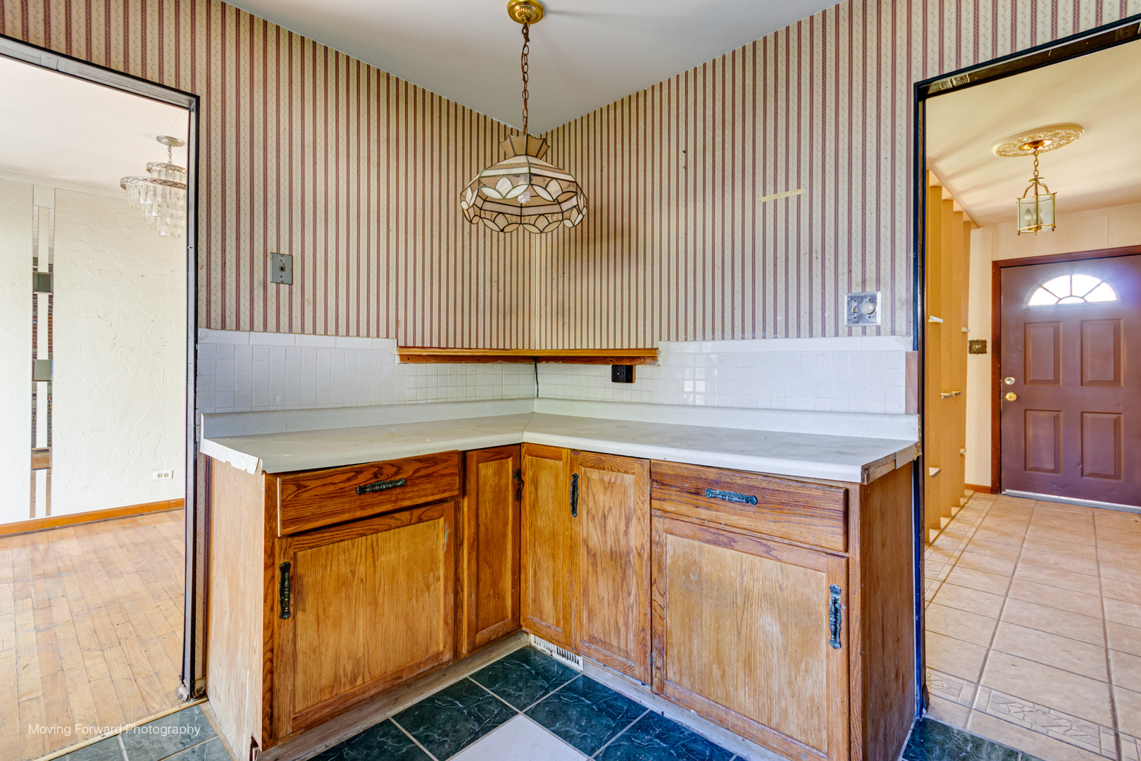 16815 Wausau Avenue, South Holland, IL 60473