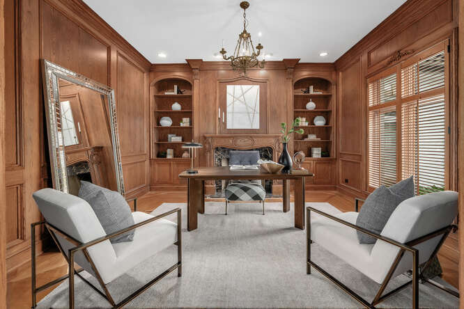 11361 W Plainfield Road, Indian Head Park, IL 60525