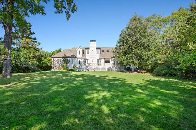 11361 W Plainfield Road, Indian Head Park, IL 60525