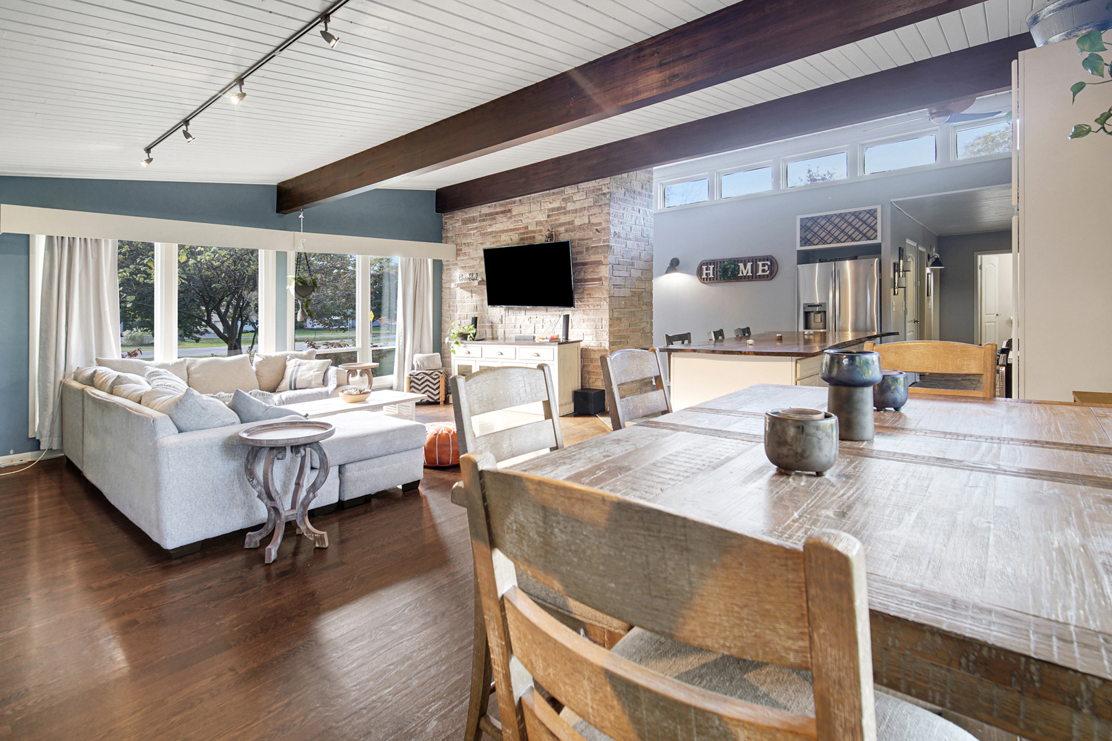 19W034 18th Place, Lombard, IL 60148