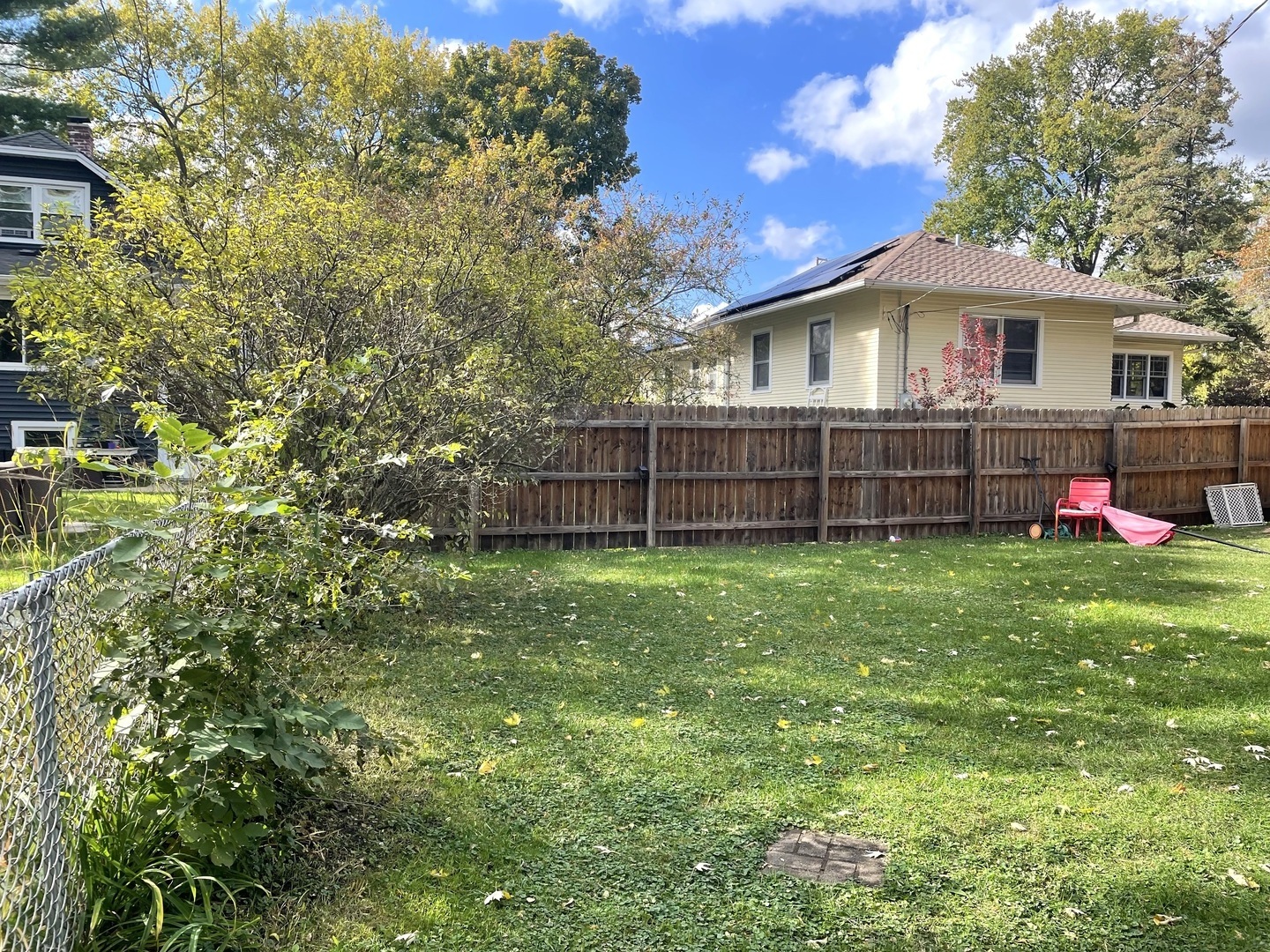 215 W Naperville Road, Westmont, IL 60559