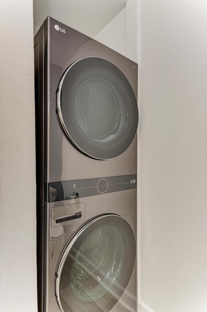 100 Lake Boulevard #603, Buffalo Grove, IL 60089