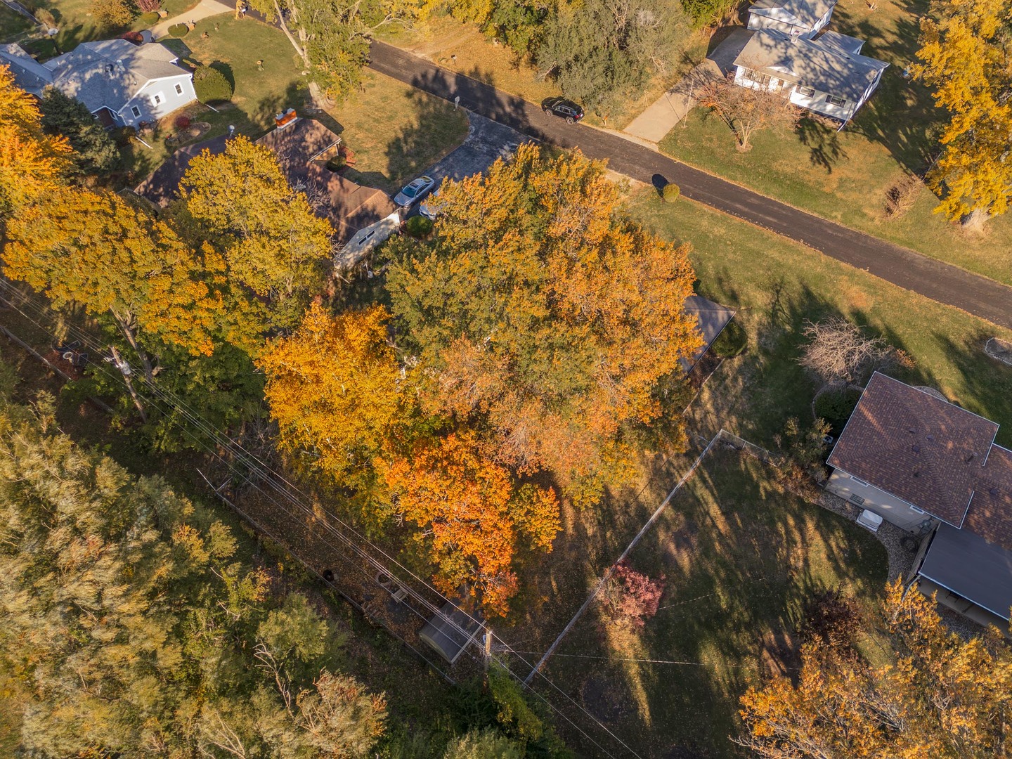2707 Hobson Drive, Bloomington, IL 61704