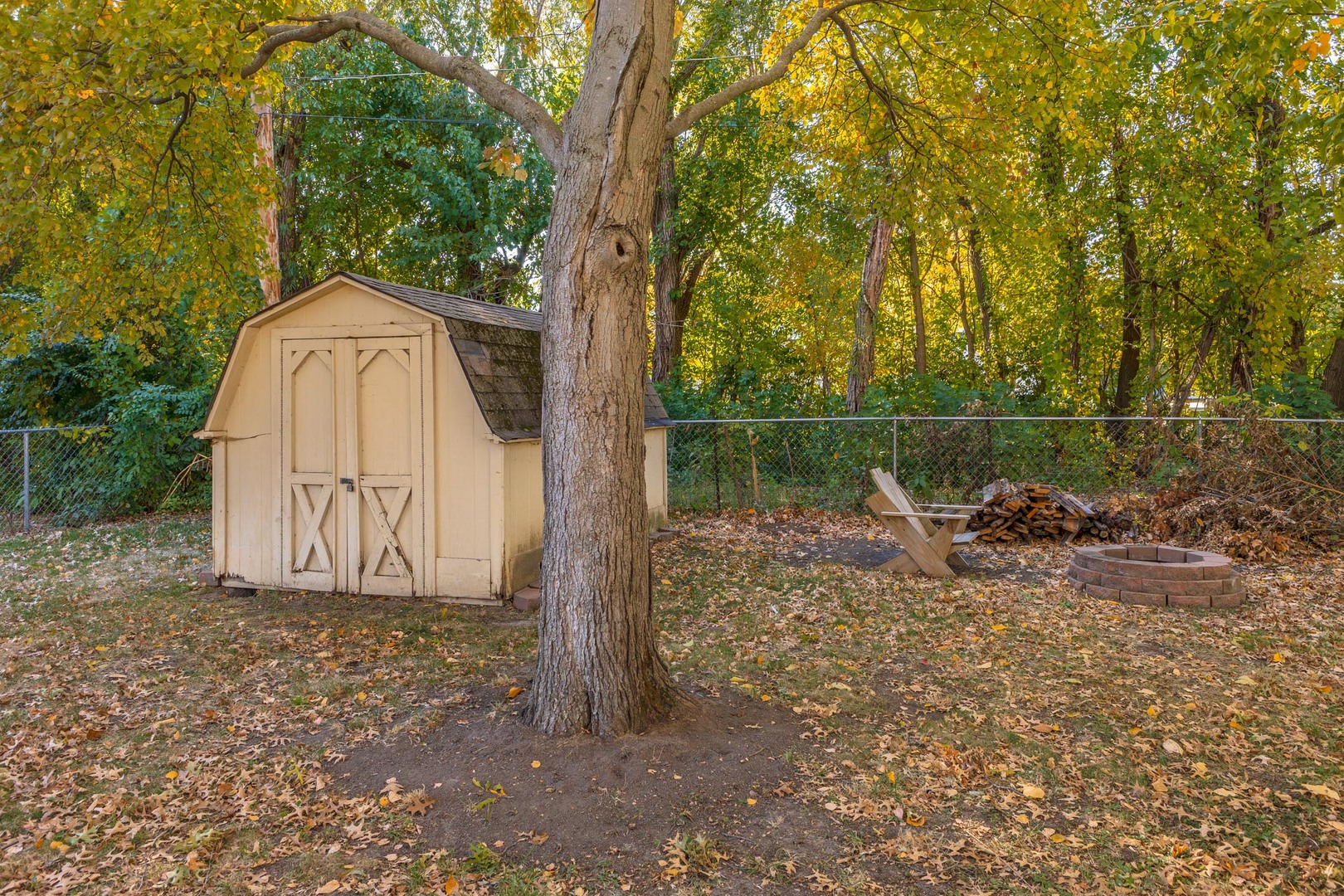 2707 Hobson Drive, Bloomington, IL 61704