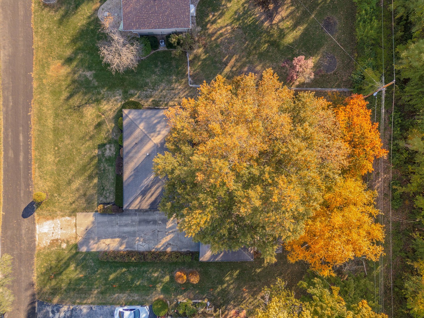 2707 Hobson Drive, Bloomington, IL 61704
