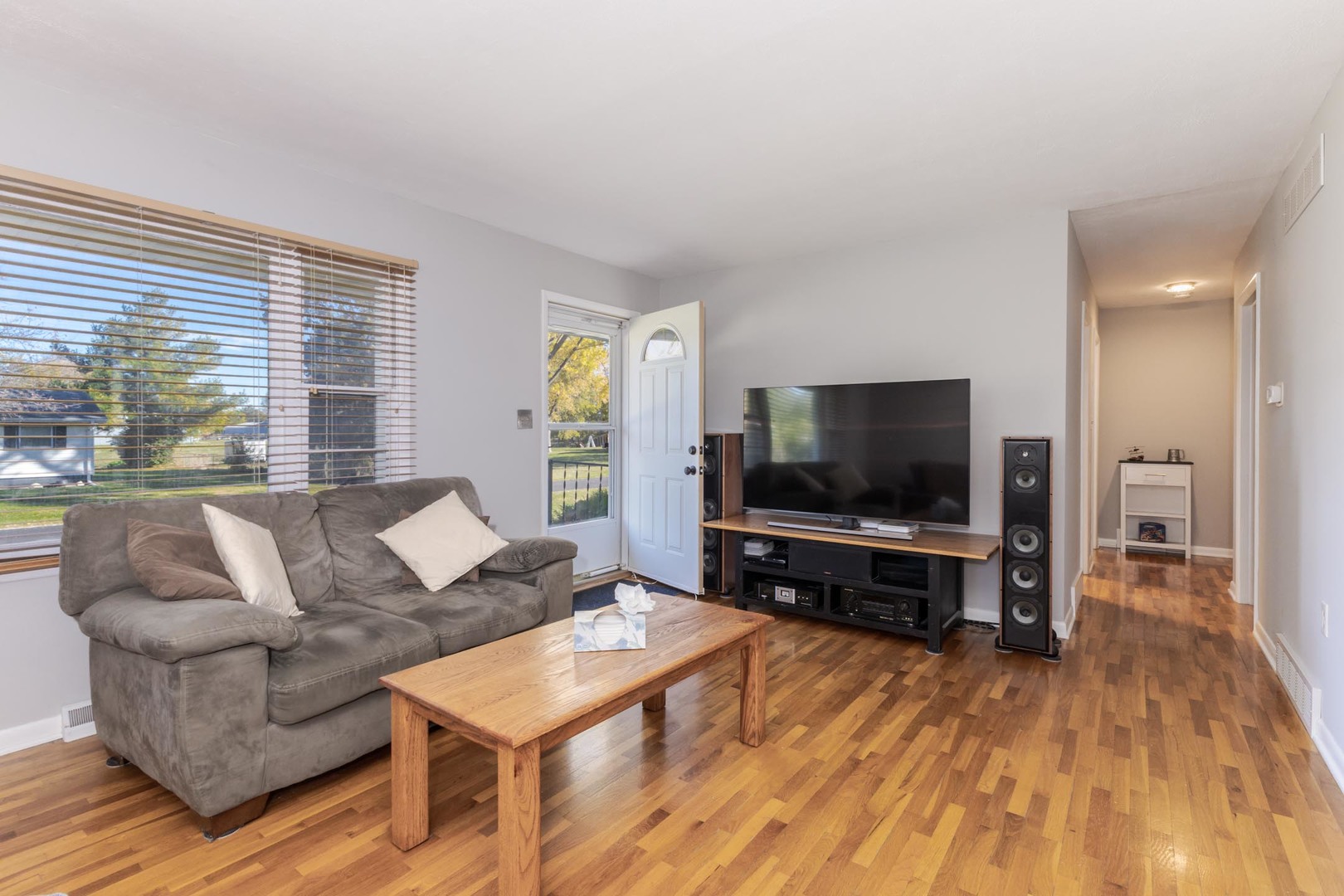 2707 Hobson Drive, Bloomington, IL 61704