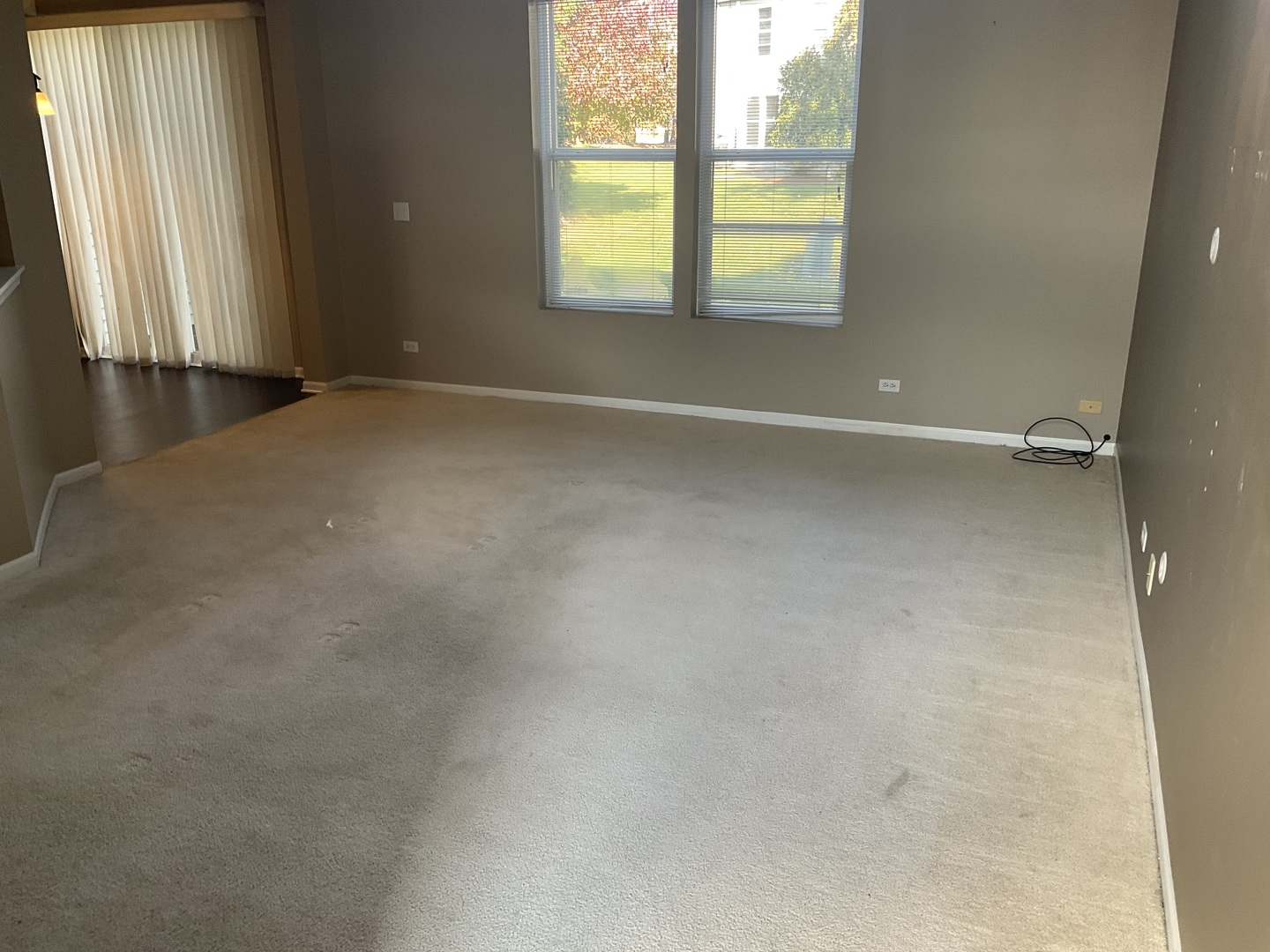 3248 Bromley Lane #3248, Aurora, IL 60502