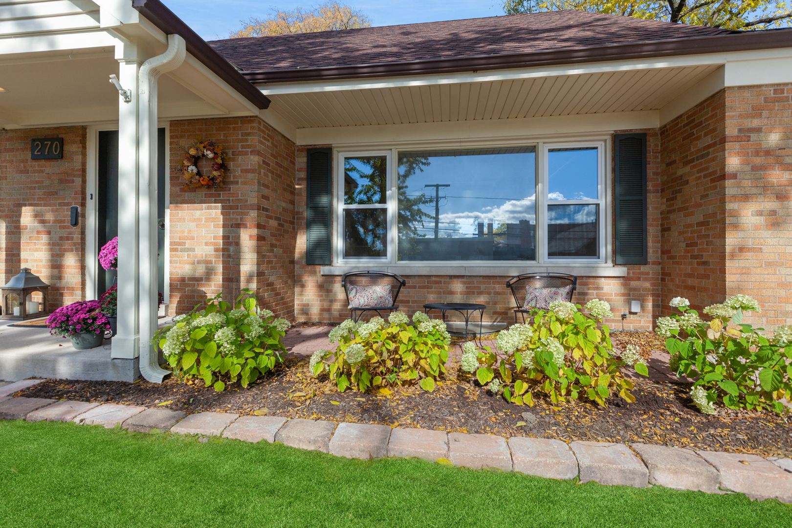 270 Hawthorne Boulevard, Glen Ellyn, IL 60137