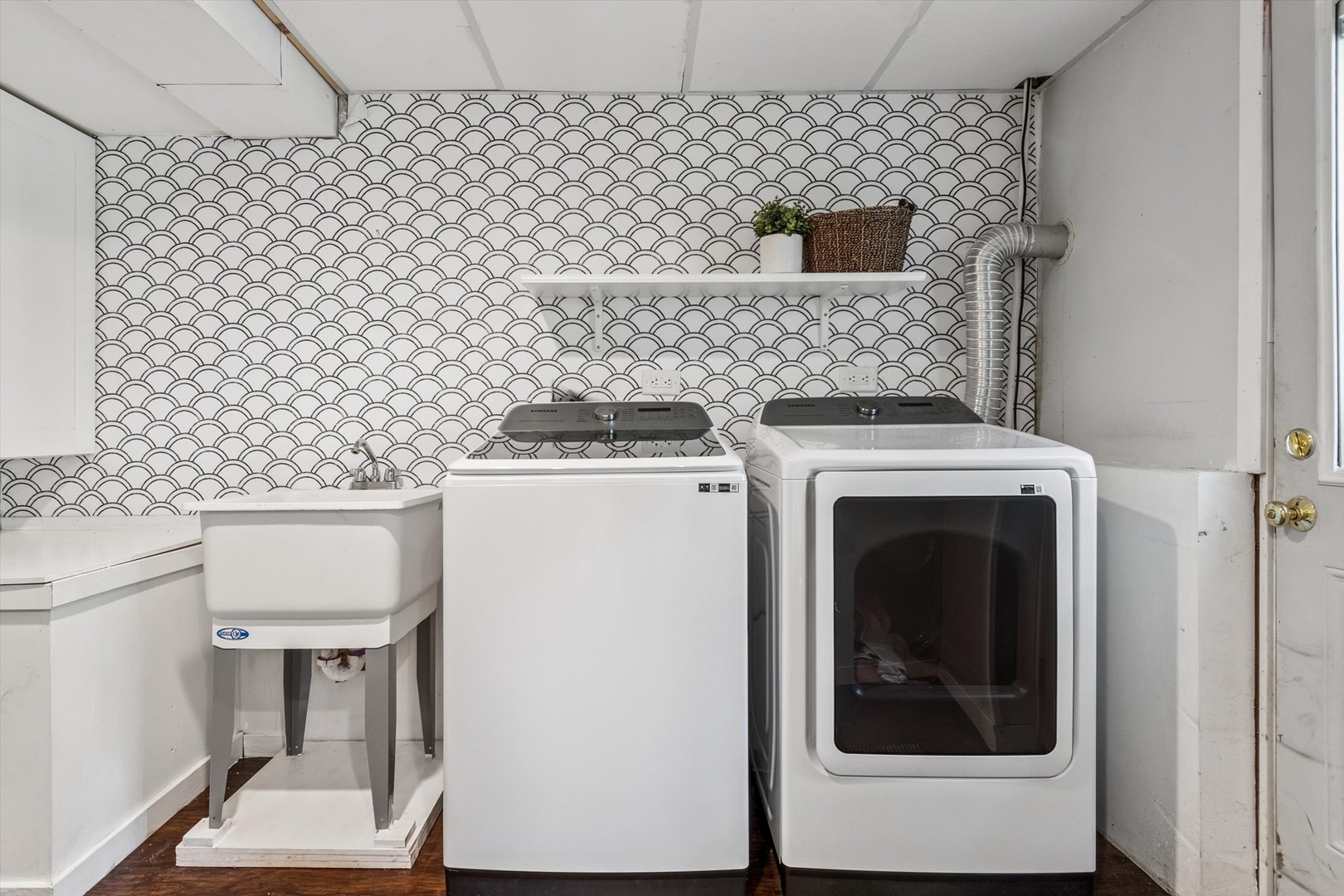 24331 Davids Court, Naperville, IL 60564