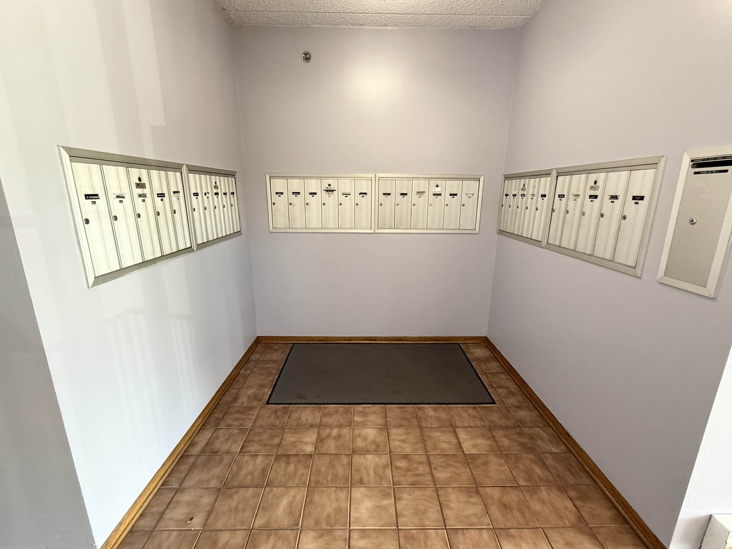 10420 Circle Drive #25B, Oak Lawn, IL 60453