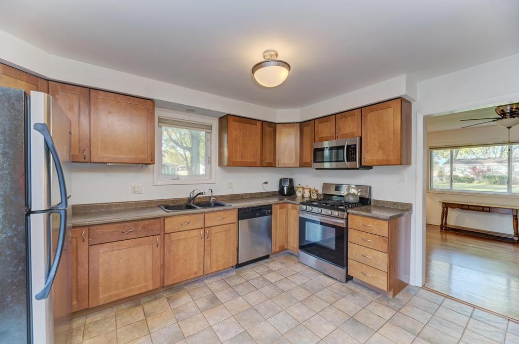 433 N Lincoln Avenue, Villa Park, IL 60181