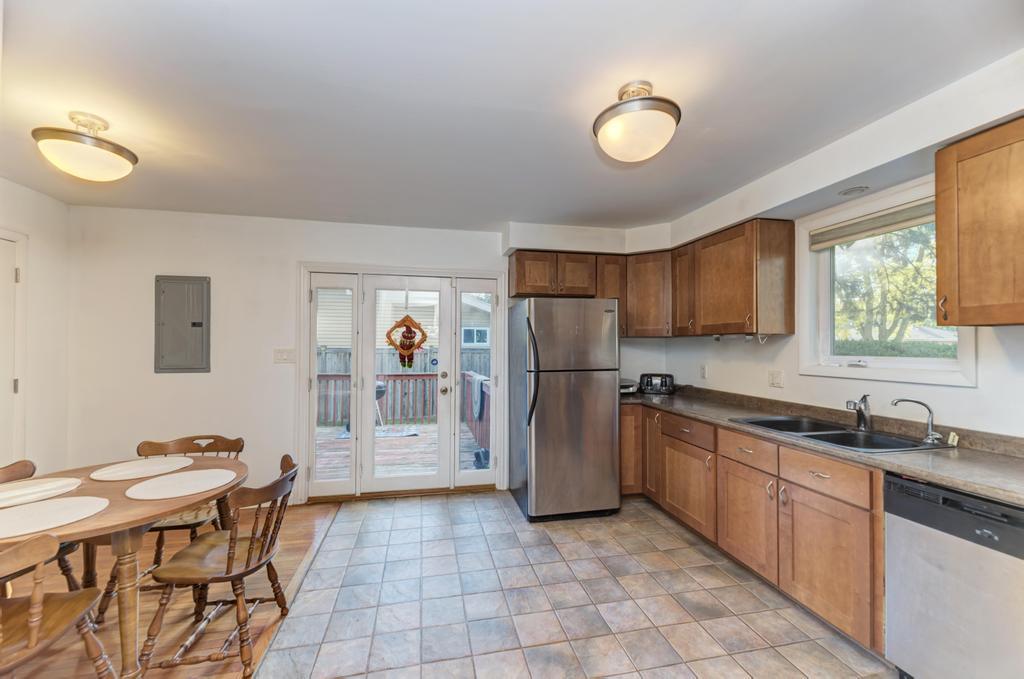 433 N Lincoln Avenue, Villa Park, IL 60181