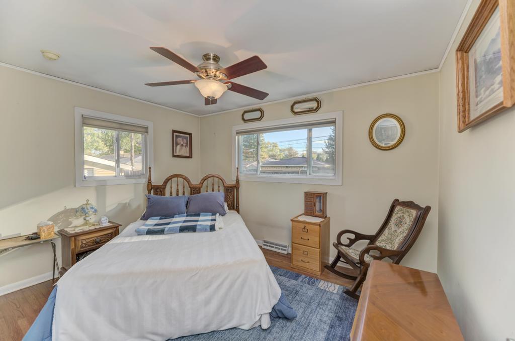 433 N Lincoln Avenue, Villa Park, IL 60181