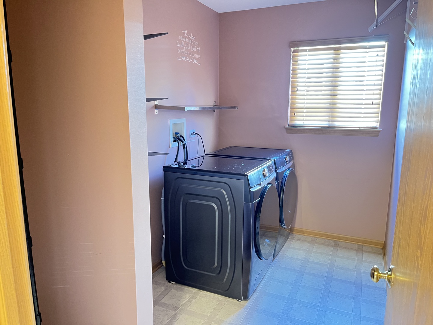 2289 Grand Pointe Trail, Aurora, IL 60503