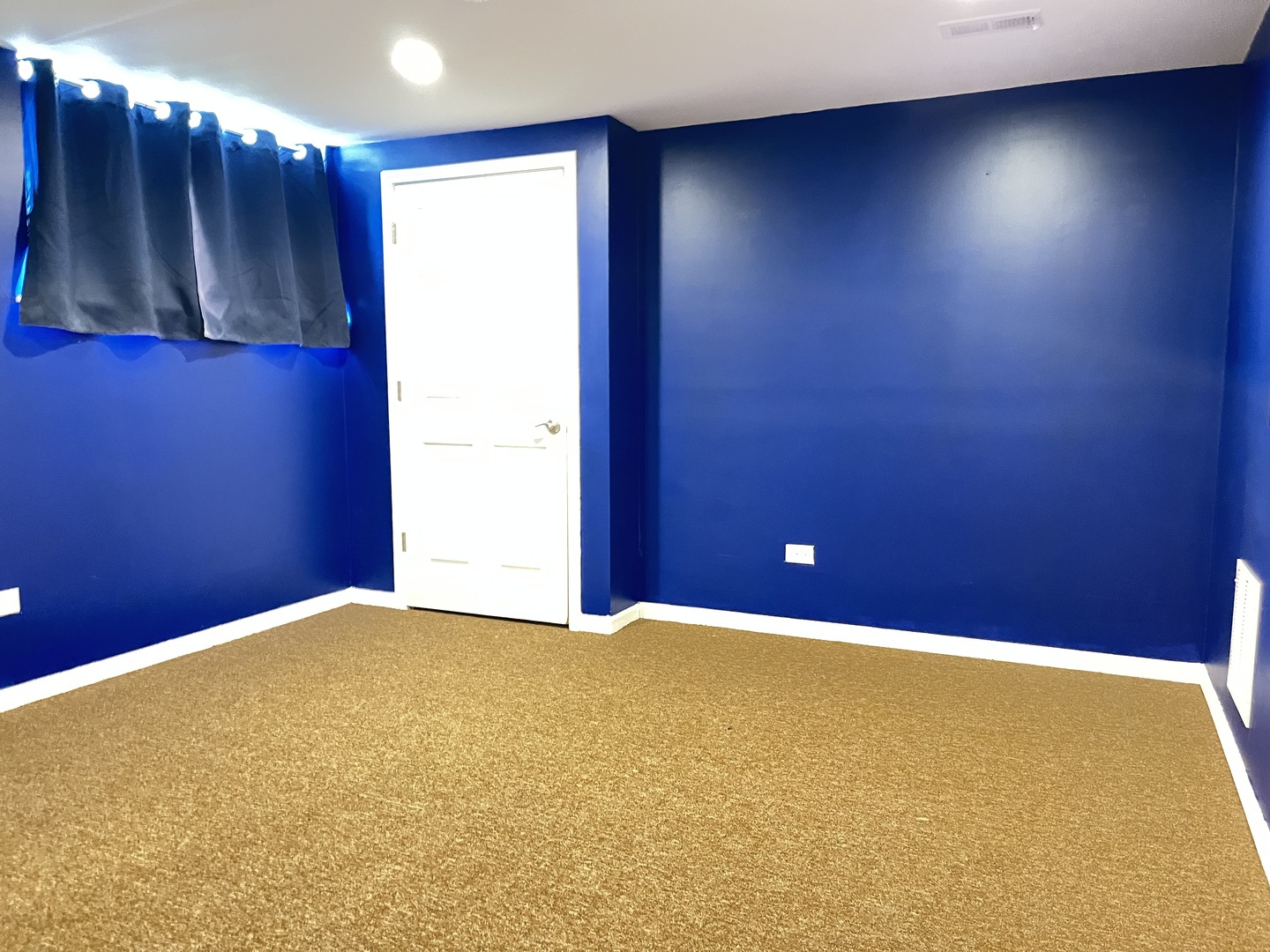 2289 Grand Pointe Trail, Aurora, IL 60503