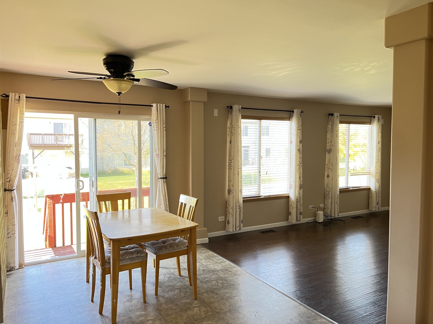 2289 Grand Pointe Trail, Aurora, IL 60503