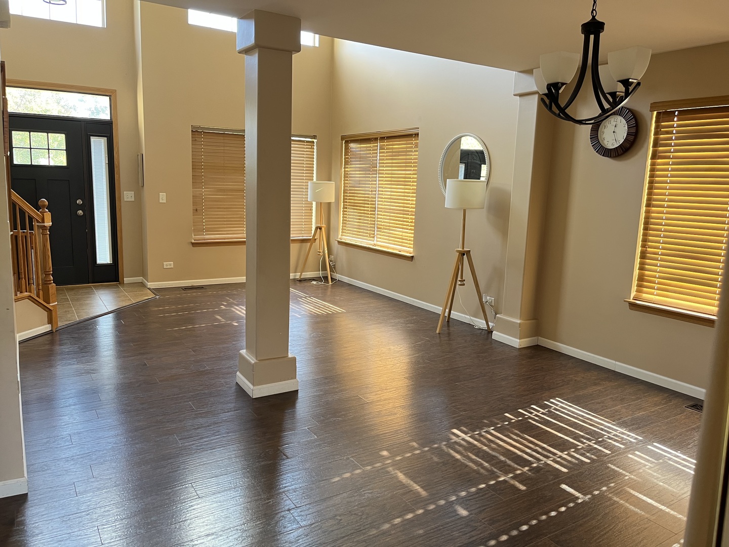 2289 Grand Pointe Trail, Aurora, IL 60503