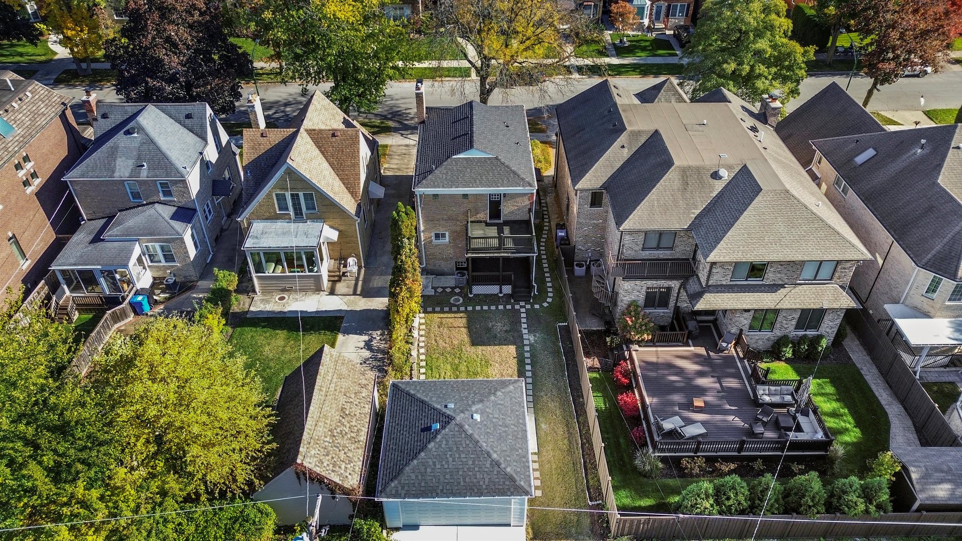 6222 N Lenox Avenue, Chicago, IL 60646