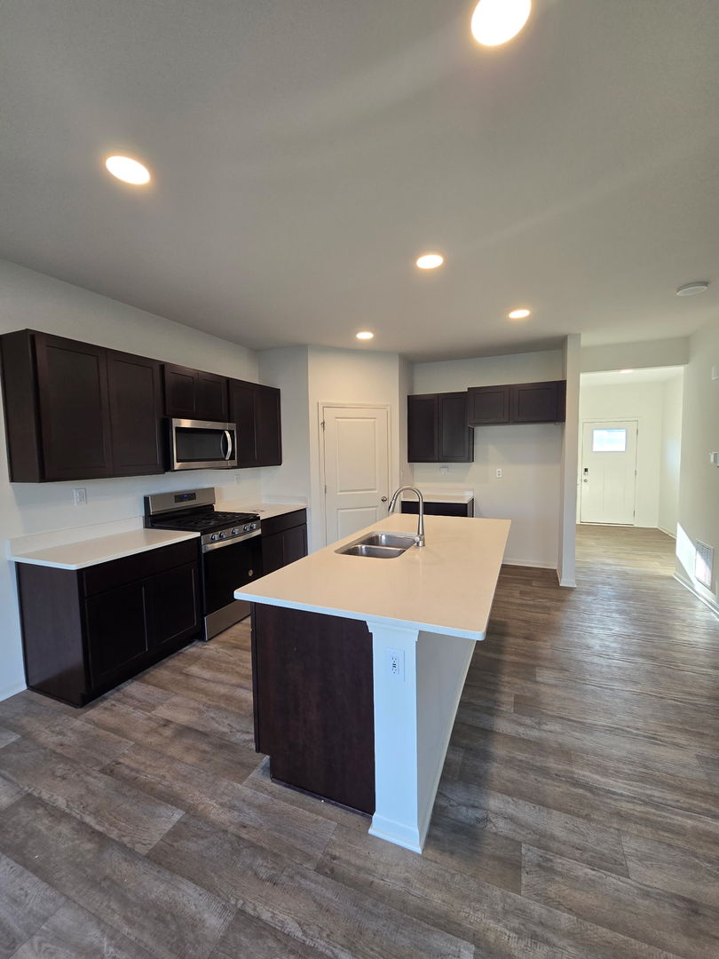 2029 Magnolia Lane, Wonder Lake, IL 60097